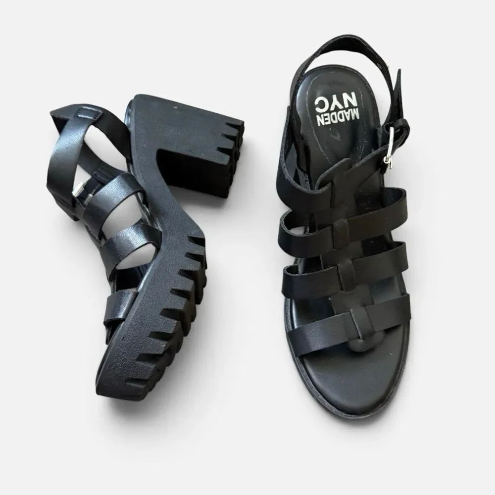 Steve Madden NYC Black Mary Janes Sandals Platform Chunky 9
